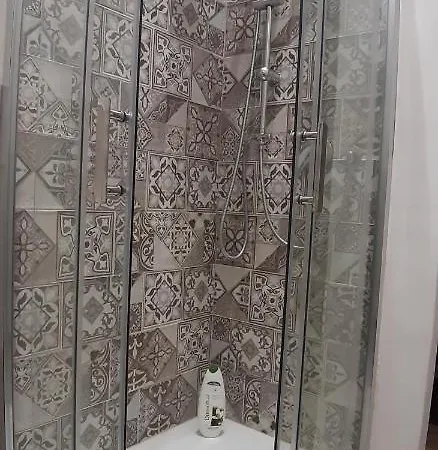 Politeamari Guest house