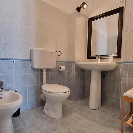 Politeamari Guest house 2*