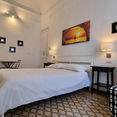 Politeamari Guest house 2*