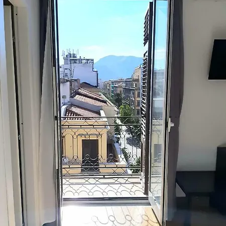 Politeamari